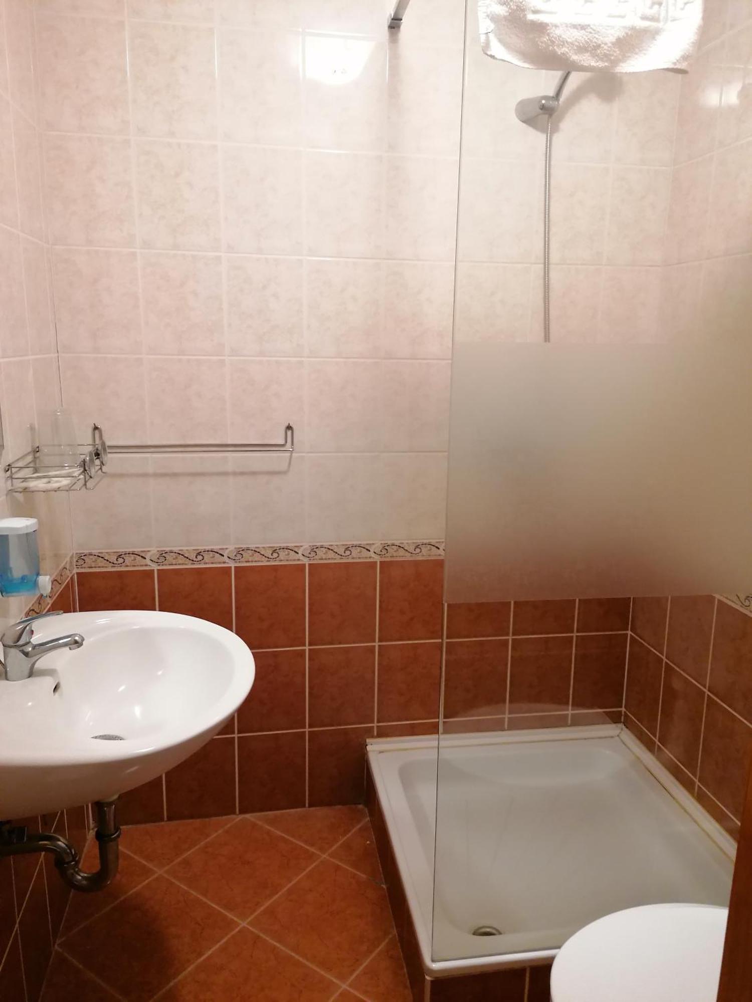 Hotel Iglodi Panzio à Kunszentmárton Extérieur photo
