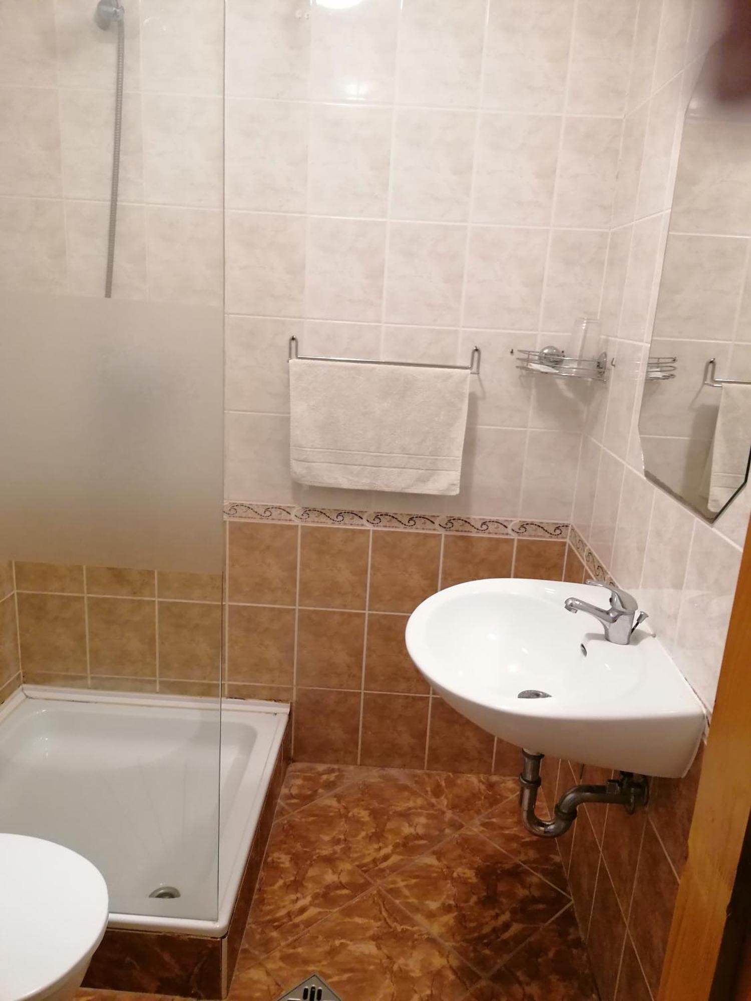 Hotel Iglodi Panzio à Kunszentmárton Extérieur photo